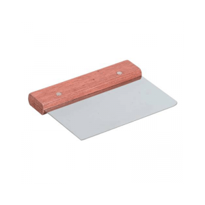 WOOD HANDLE DOUGH CUTTER 150 X 115MM